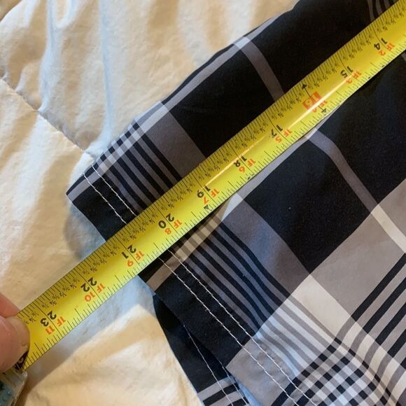 BERMUDA shorts by CARL BANKS, official NHL , large with liner - Picture 8 of 10